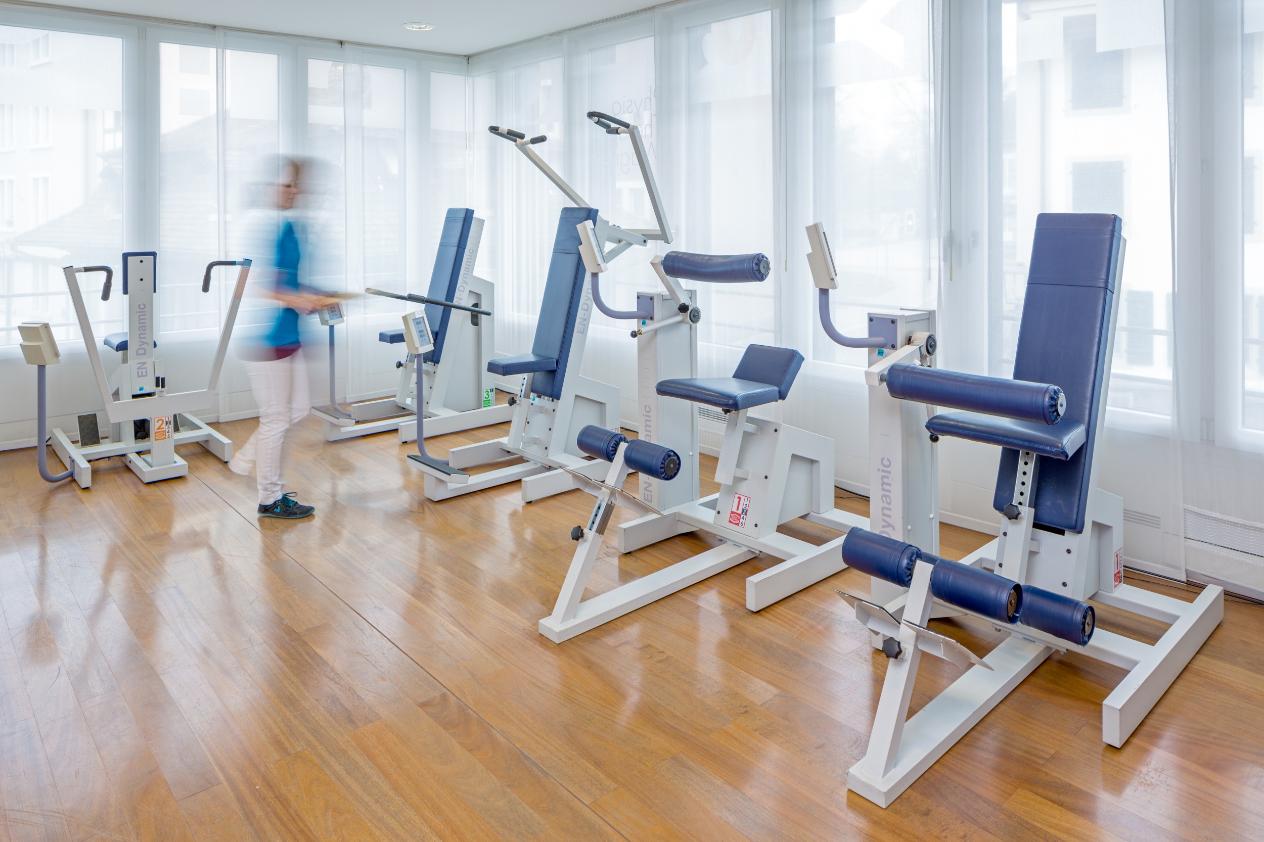 Moderne Trainingsgeräte im Physio-Zentrum Zofingen